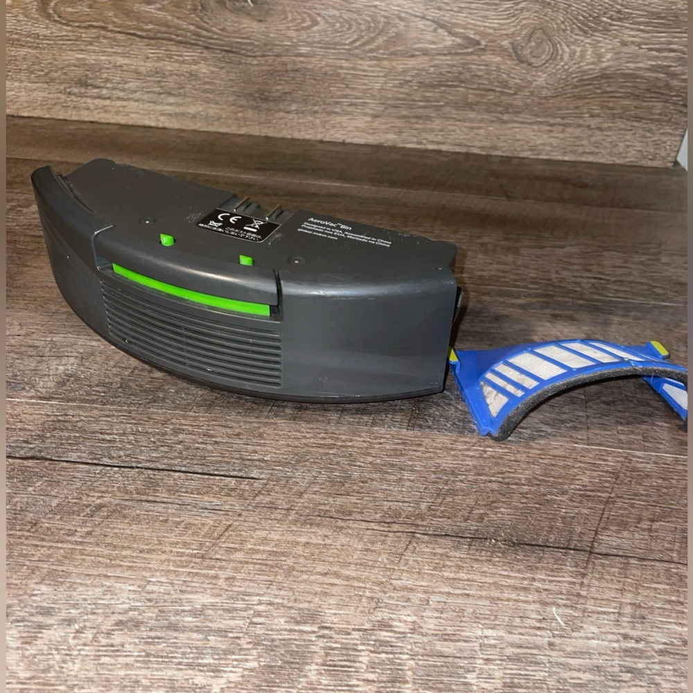 Roomba iRobot 680 690 CANISTER DIRT DUST BIN Genuine Dust Filter AeroVac Bin